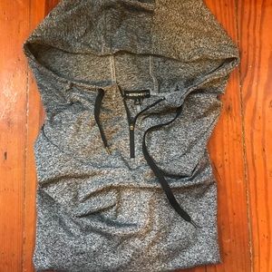 Large. Comfy athletic hoodie. Like new.